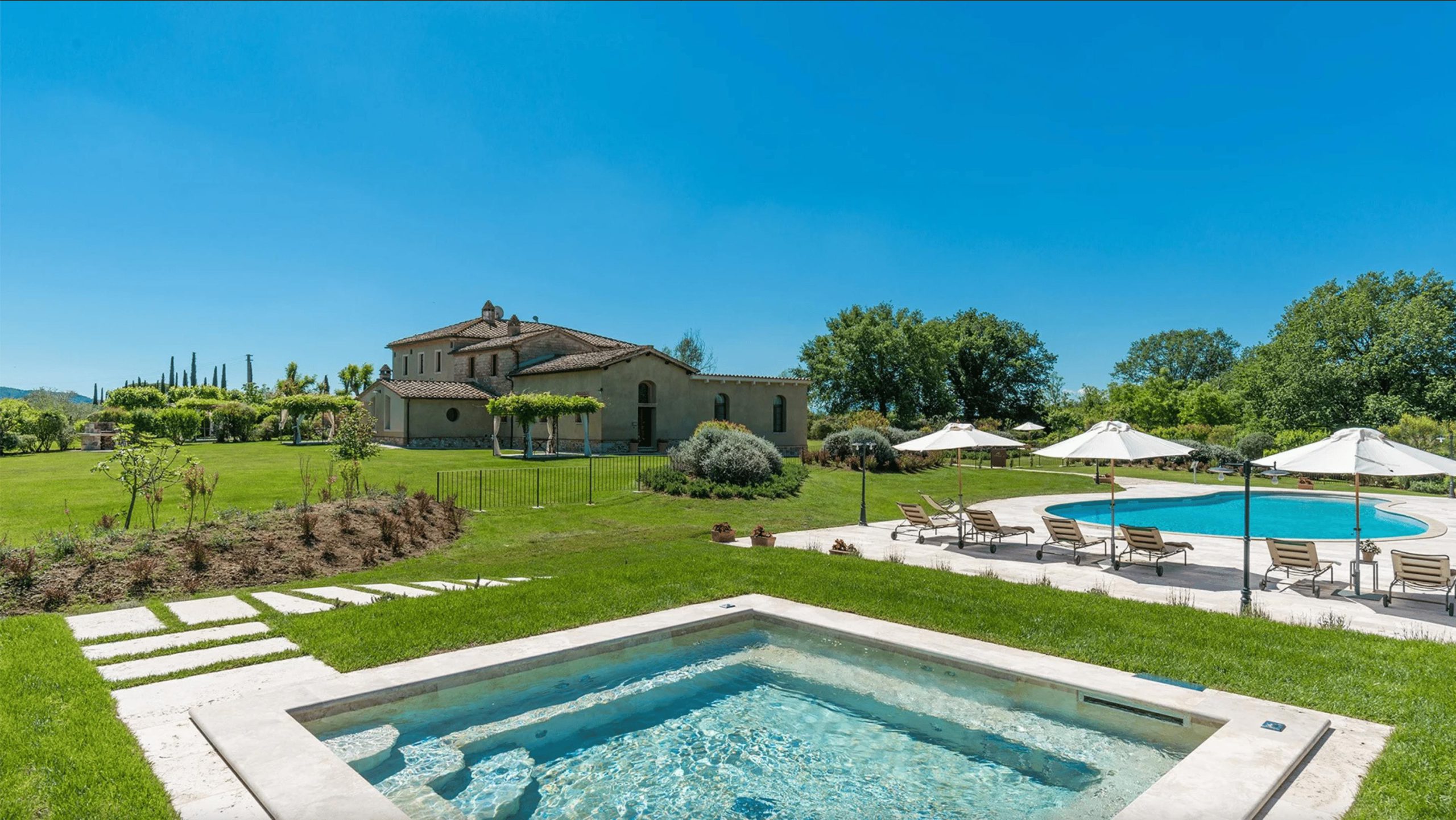 Villa di lusso con piscina vicino Siena