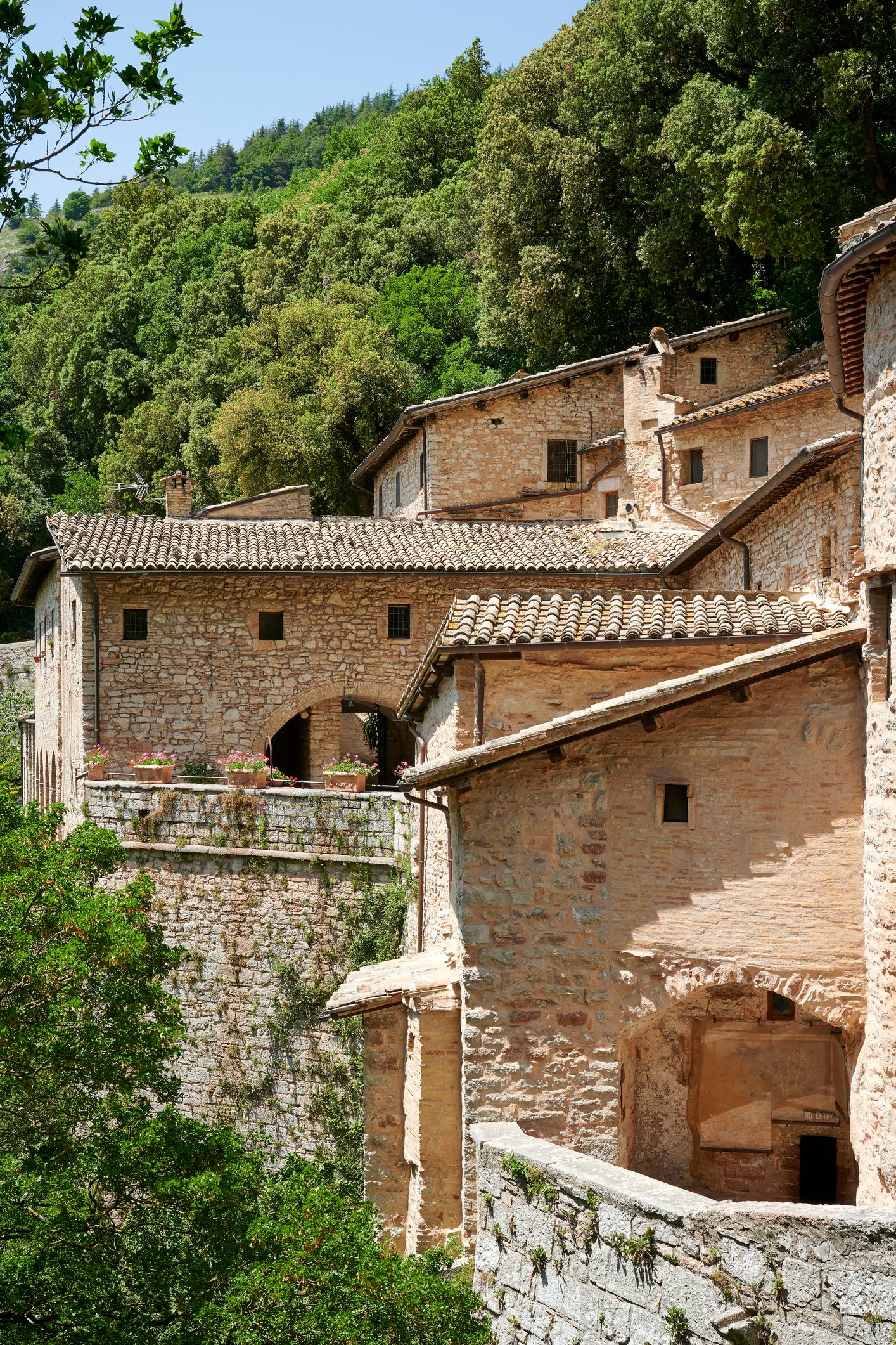 L'Eremo delle Carceri sul Monte Subasio sopra Assisi