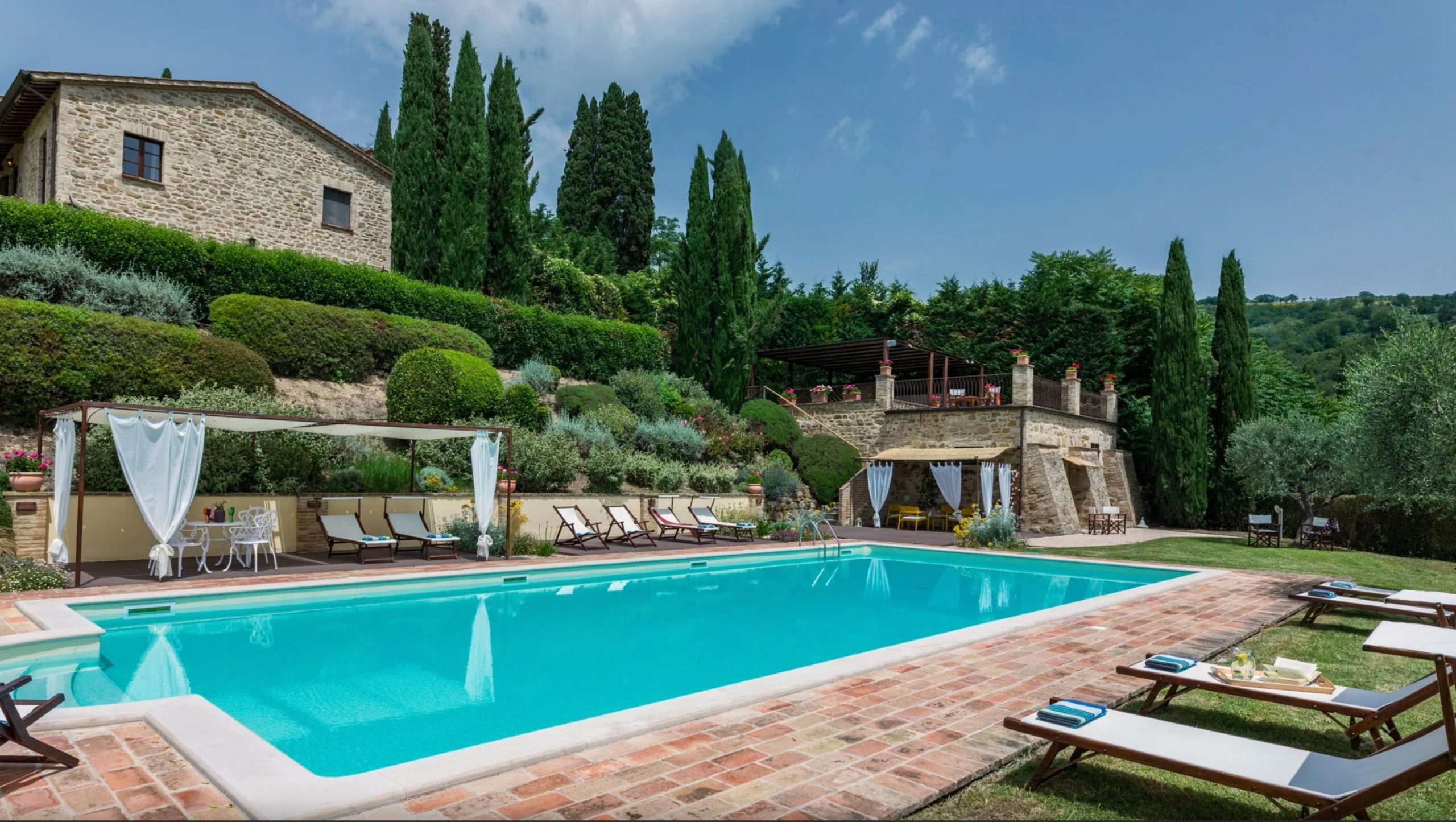 Villa con piscina vicino ad Assisi