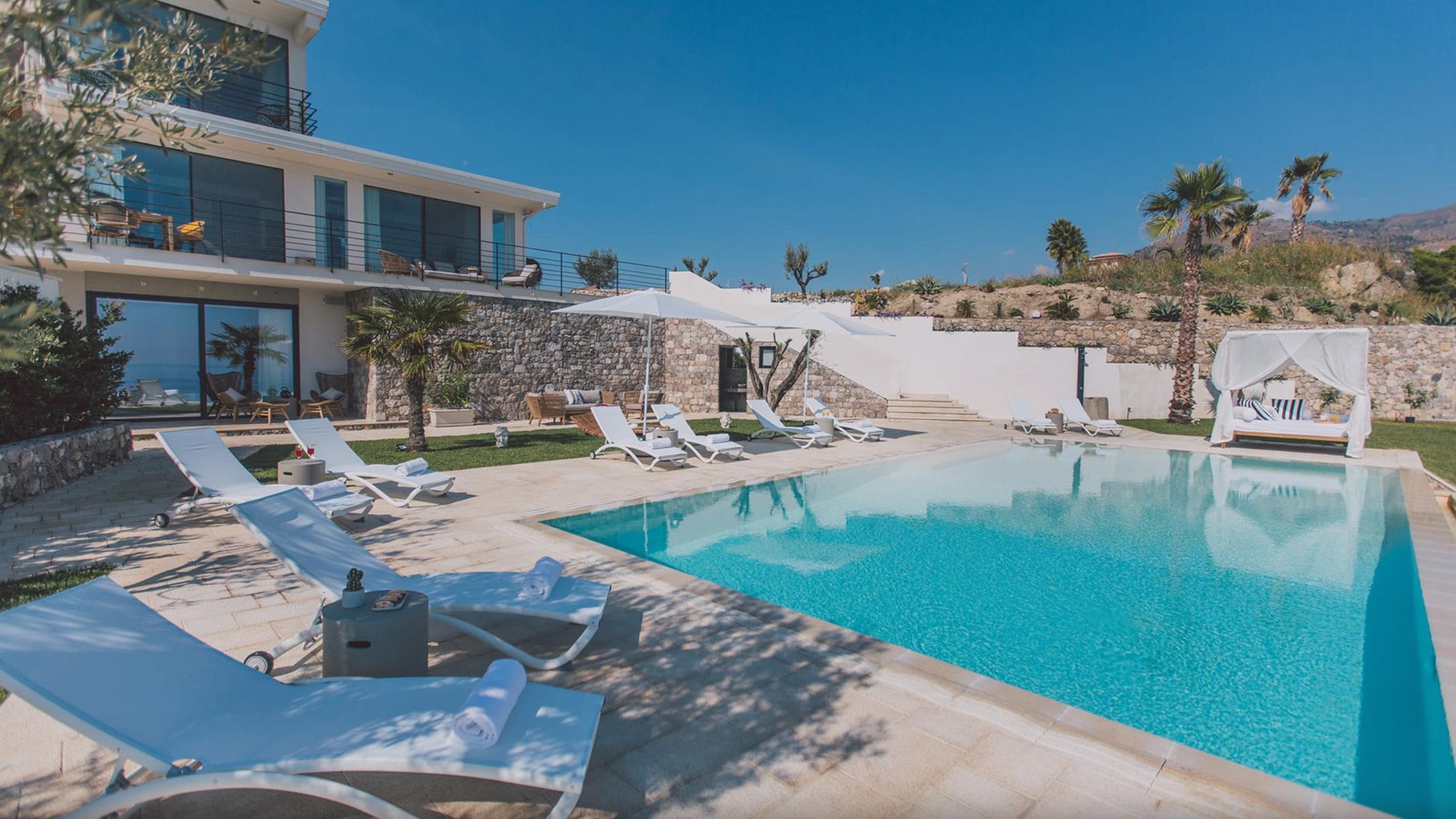 italian beautiful villa with pool
